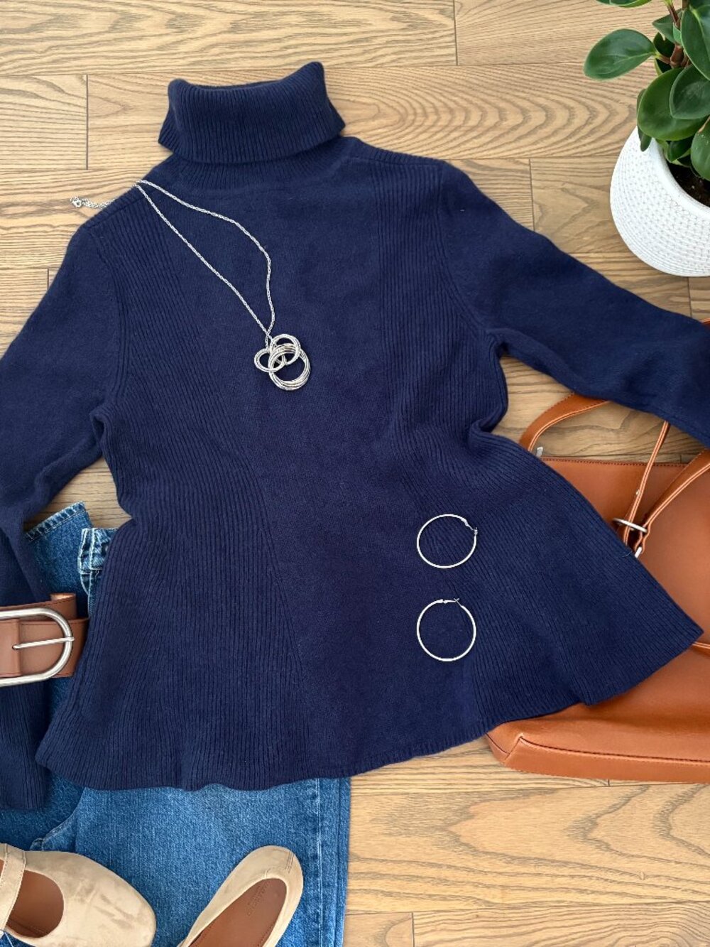 Isaac Mizrahi Dark Blue Turtleneck Sweater